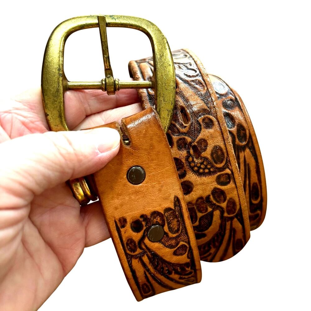 Justin tooled leather belt brown tan cowhide Size 30 Waist classic brass buckle